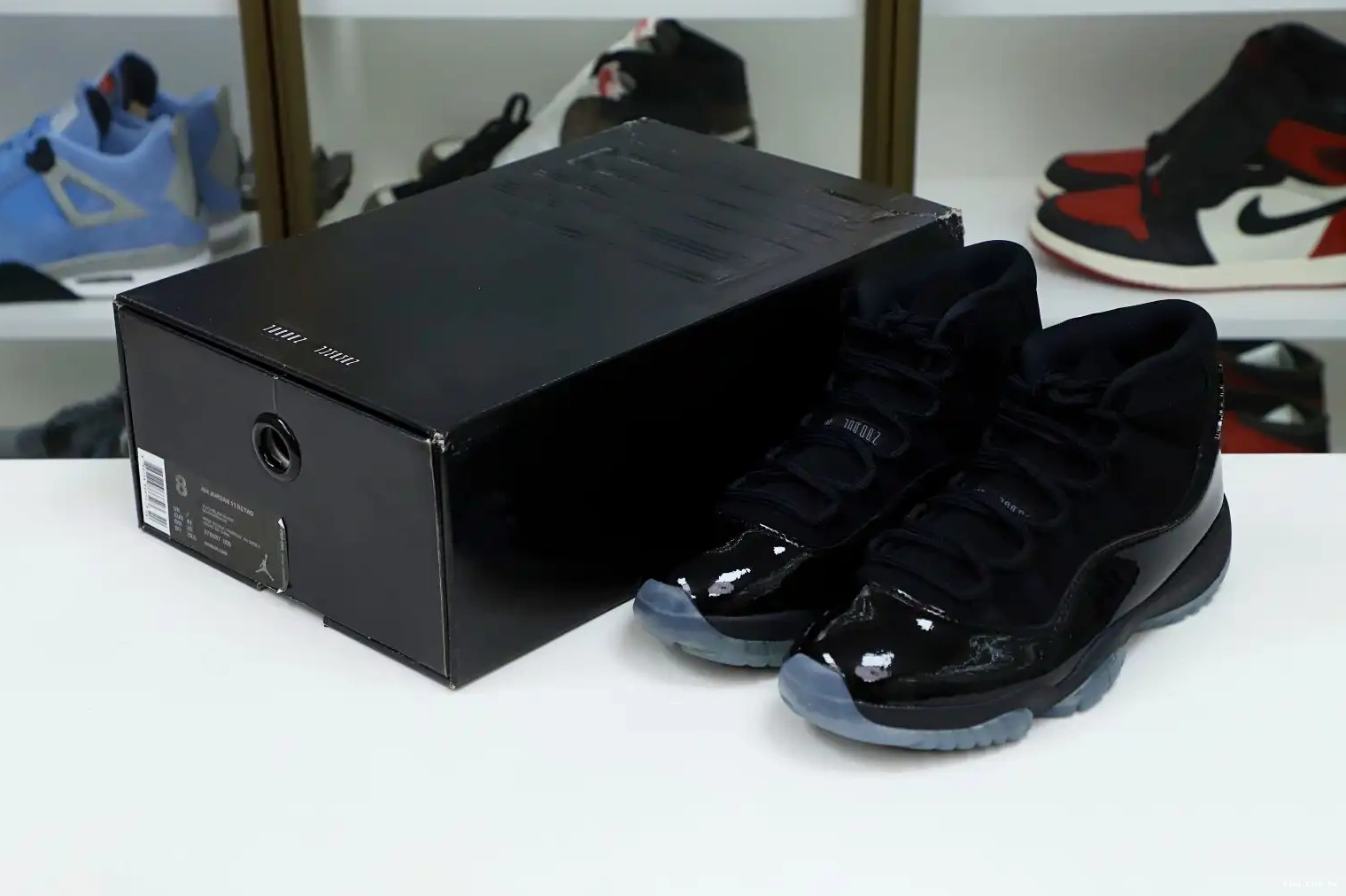 JORDAN 'CAP 11 RETRO Kimikick AND AIR GOWN' 0611